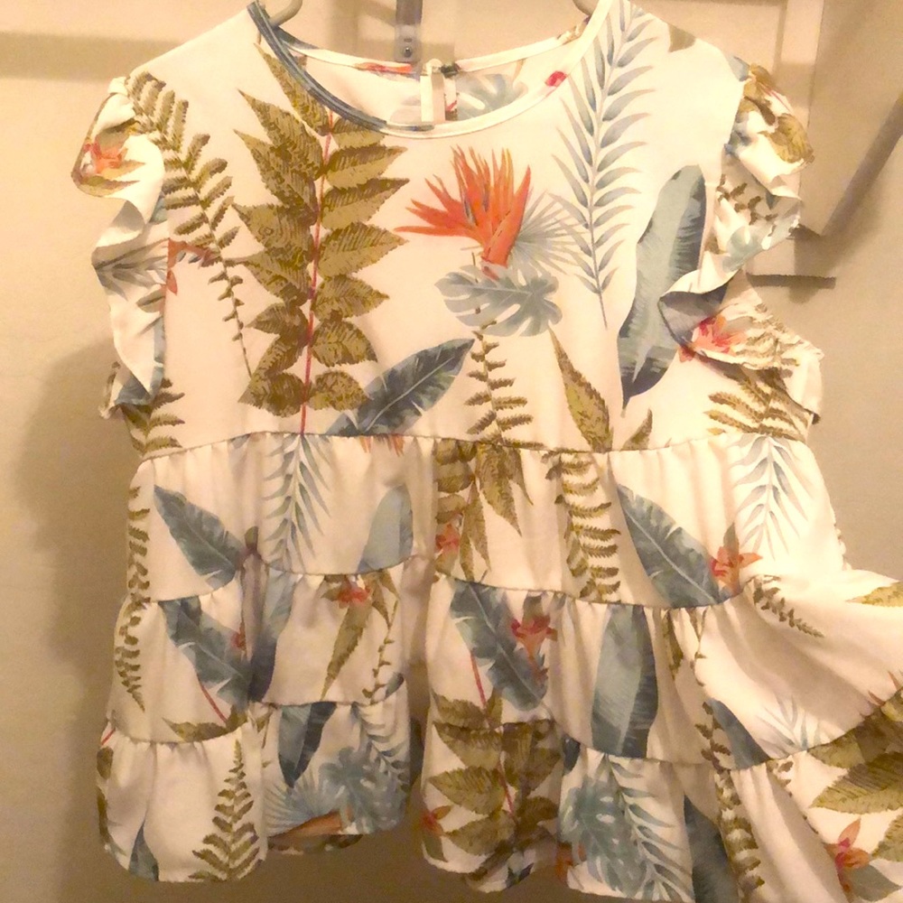 Floral peplum shirt